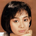女大学生的沙龙室